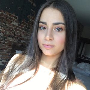 Meet your Posher, Haley